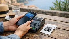 Truffe in vacanza: 7 mosse per proteggere pagamenti contactless, carta e QR